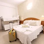 Lido 酒店 米萨诺阿德里亚蒂科