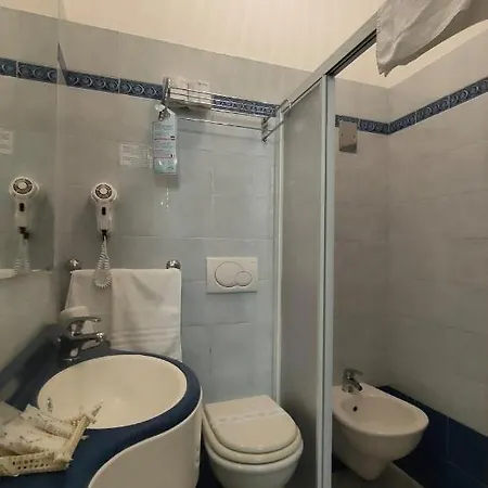 Otel Lido 3*
