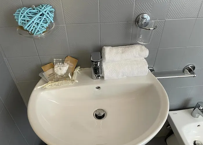 Lido Hotel 3*