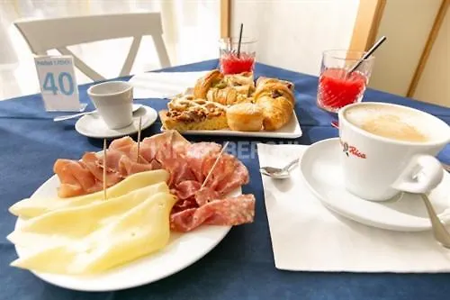 Lido 酒店 米萨诺阿德里亚蒂科